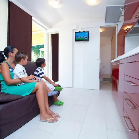 Internazionale - Family Village 3*
