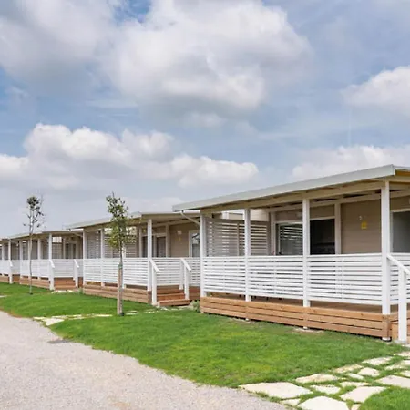 Vakantiepark Internazionale - Family Village
