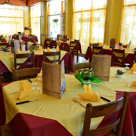 Internazionale - Family Village Üdülőpark 3*