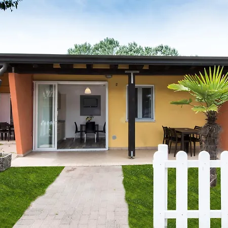 Parco vacanze Internazionale - Family Village