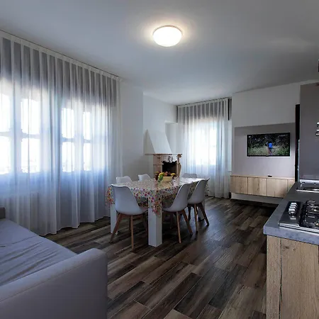 Semesterpark Internazionale - Family Village 3*